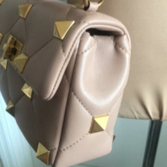 Valentino Garavani Roman Stud Small Lambskin Shoulder Leather Bag Rose Cannelle - Picture 6 of 16